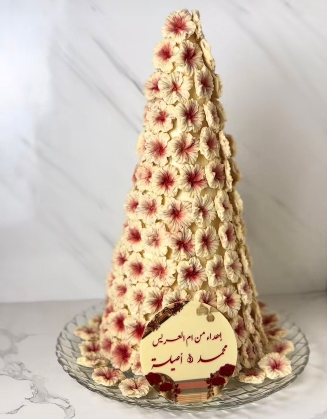 هرم شوكلاته بيضاء